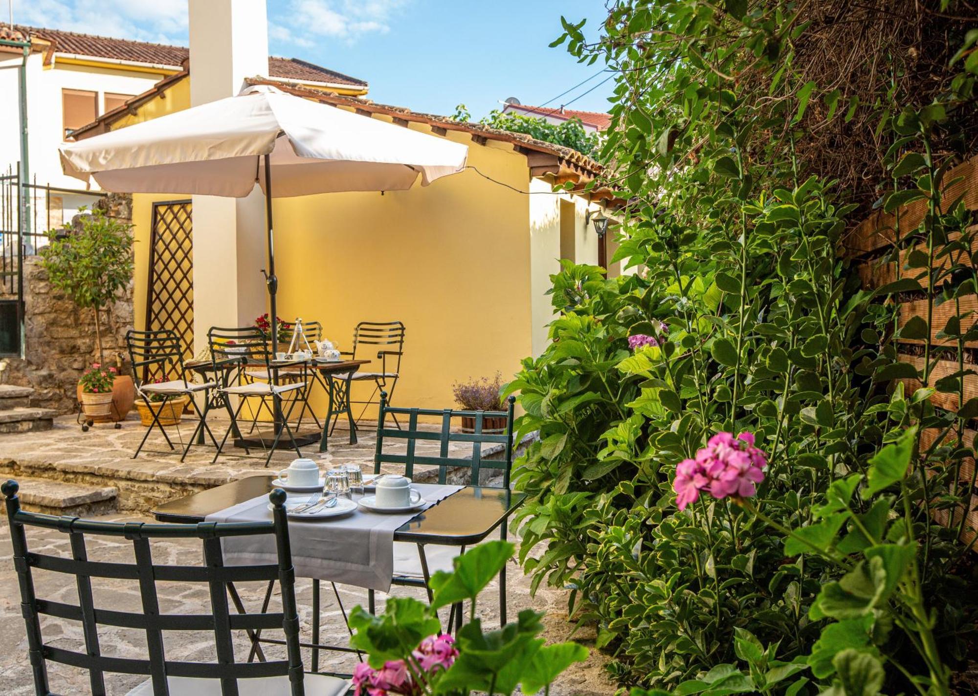 Hotel Kastro Ioannina Exterior photo